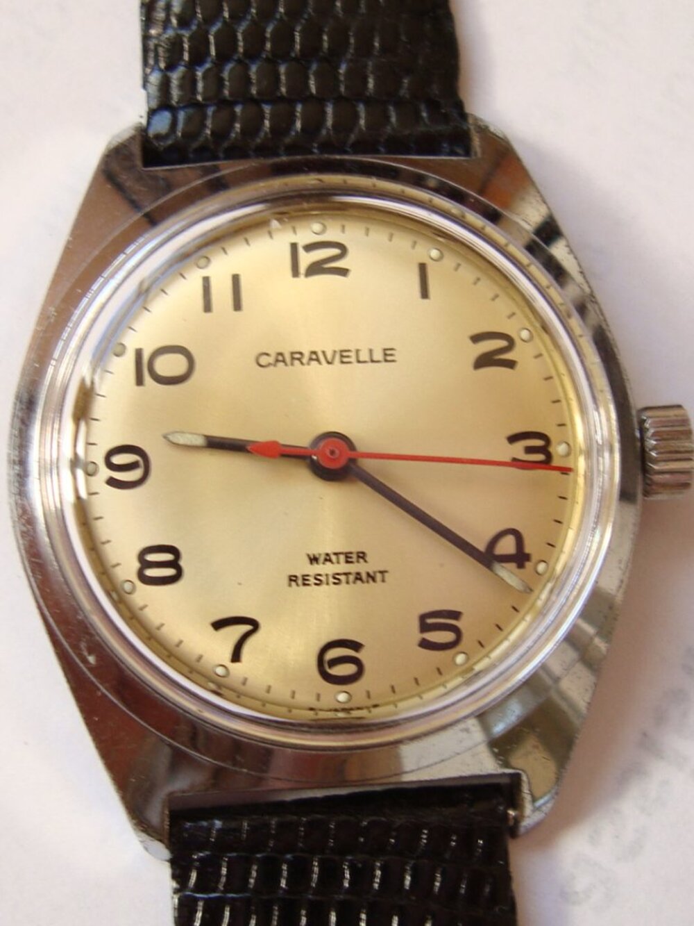 VINTAGE WIND UP CARAVELLE, RUN GREAT